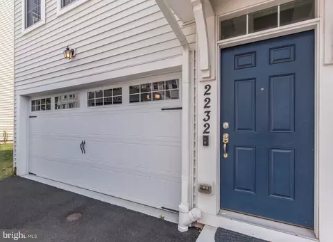 2232 Evin Dr, Warrington, PA 18976