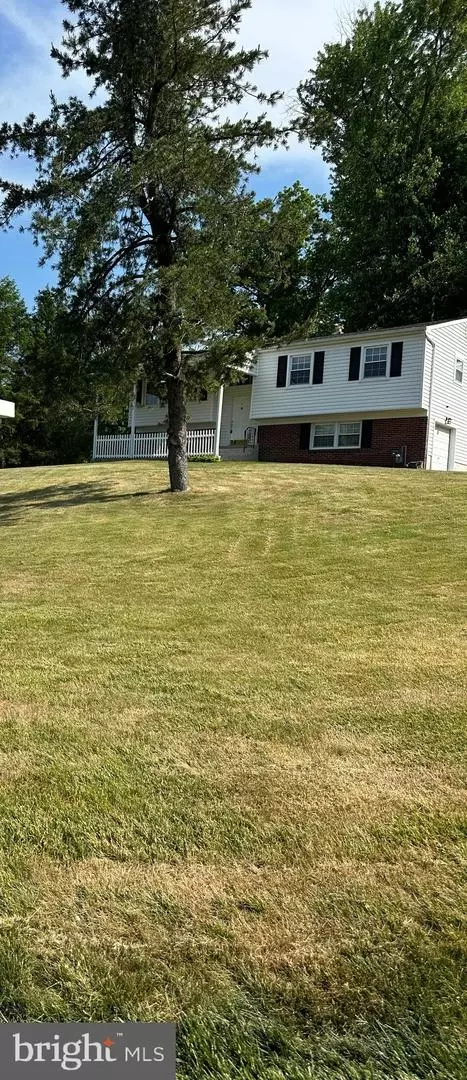 133 Inland Rd, Warminster, PA 18974