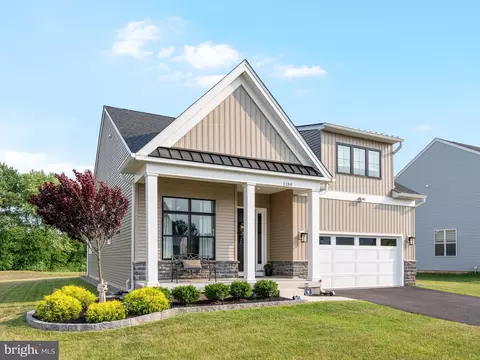 1184 Harper Dr, Warminster, PA 18974