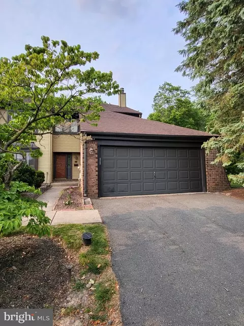 59 Essex Pl, Newtown, PA 18940