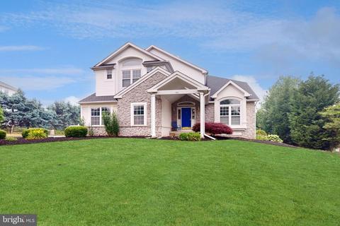 995 Hickory Ridge Dr, Chalfont, PA 18914