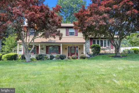 59 Dawn Dr, Churchville, PA 18966