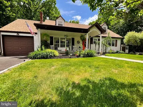 444 Wood Ct, Langhorne, PA 19047