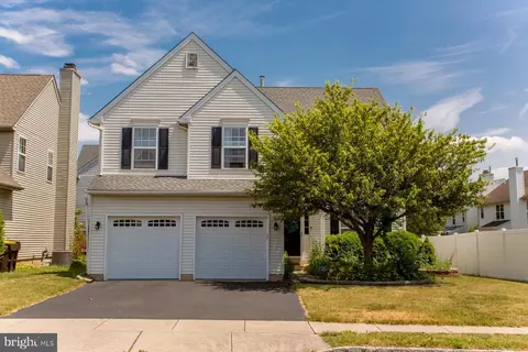 4153 Milords Ln, Doylestown, PA 18902