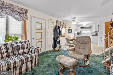 847 Phillips Rd, Warminster, PA 18974 photo 5