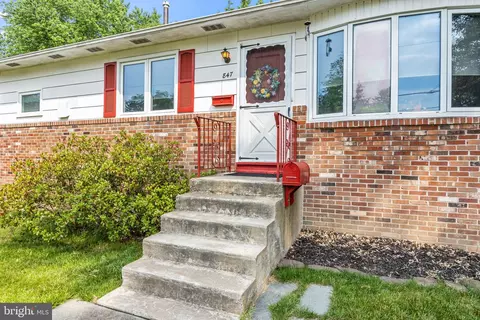 847 Phillips Rd, Warminster, PA 18974 photo 2