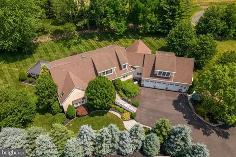 143 Baringer Ave, Silverdale, PA 18962
