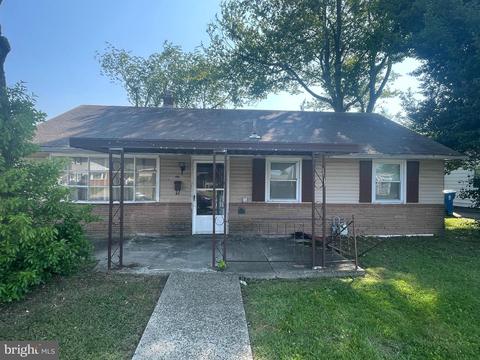 3716 Devonshire Pl, Bensalem, PA 19020