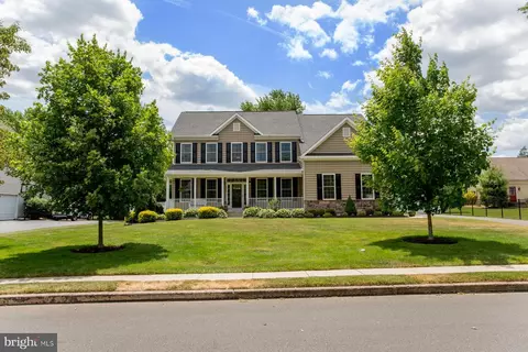 2027 Cedar Dr, Warwick, PA 18974