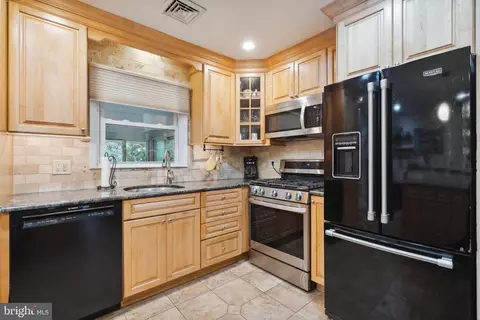 1470 Graeme Way, Warminster, PA 18974