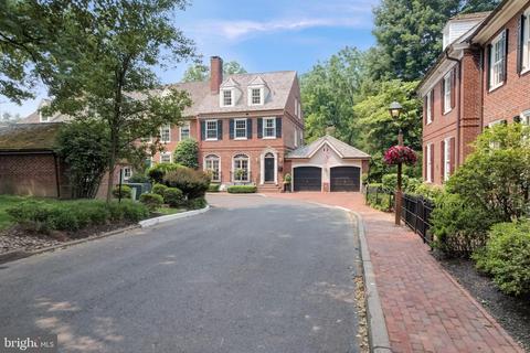 9 Barclay Ct, Newtown, PA 18940