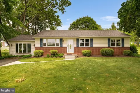 1618 Branch Rd, Perkasie, PA 18944