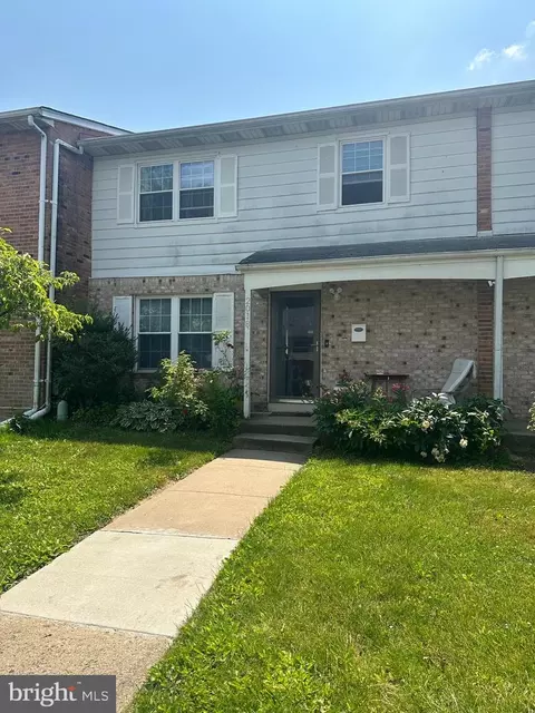 2018 Beech Ln #116, Bensalem, PA 19020