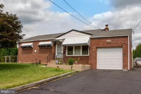 941 Station Ave, Bensalem, PA 19020