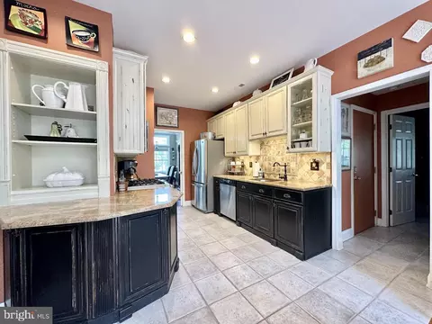 1730 Hampton Dr, Jamison, PA 18929 photo 6