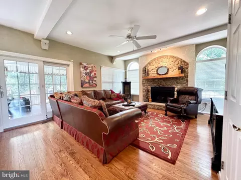 1730 Hampton Dr, Jamison, PA 18929 photo 9