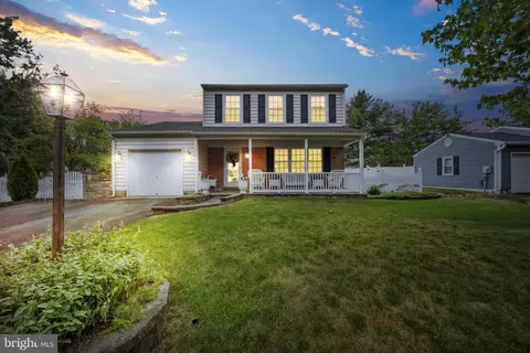 3273 Leeland Dr, Bensalem, PA 19020