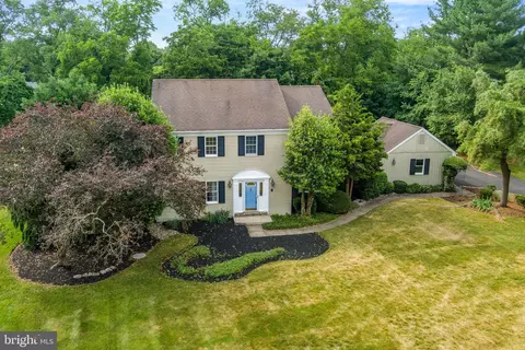 23 Canal Run E, Washington Crossing, PA 18977