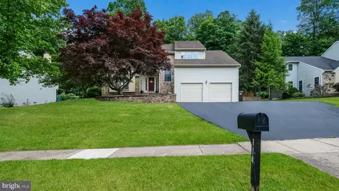 114 Shady Hill Dr, Chalfont, PA 18914