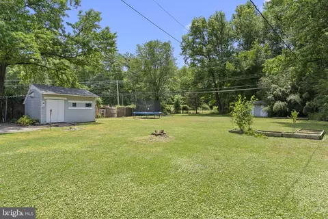 40 Ruby Ln, Levittown, PA 19055 photo 28