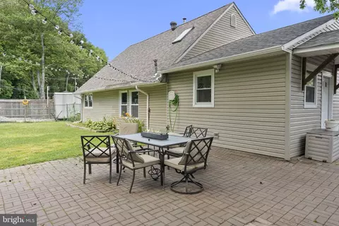 40 Ruby Ln, Levittown, PA 19055 photo 26