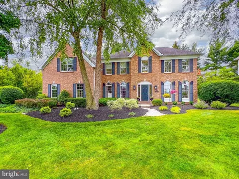 1001 Countess Dr, Yardley, PA 19067