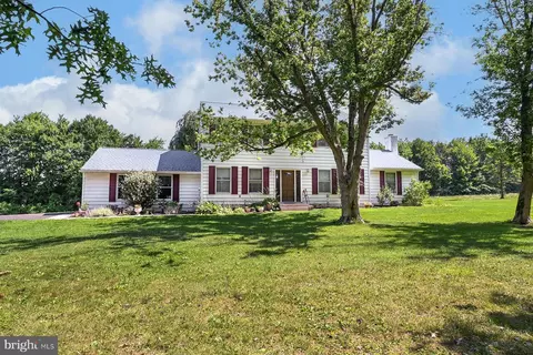 219 Frontier Rd, Perkasie, PA 18944