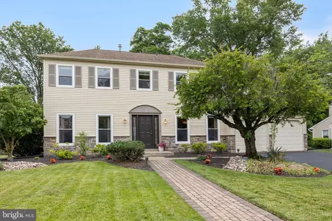 264 Newgate Rd, Langhorne, PA 19047