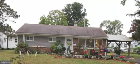 1309 Spencer Dr, Croydon, PA 19021