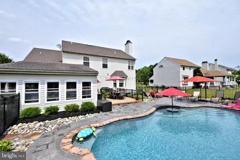3524 Pin Oak Ln, Chalfont, PA 18914