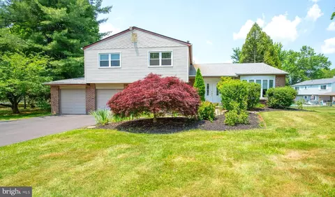 440 Glen Meadow Rd, Richboro, PA 18954