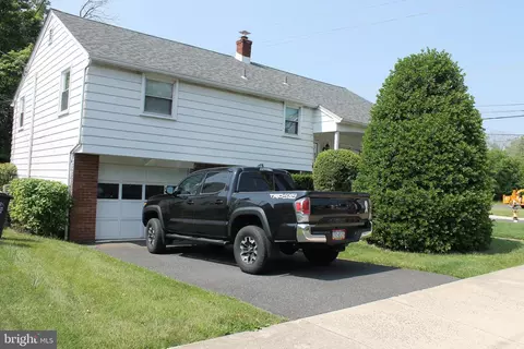1242 W Mill St, Quakertown, PA 18951