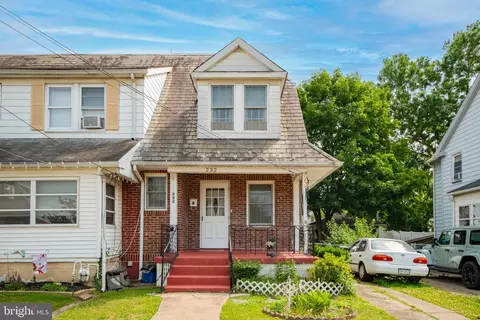 232 Harrison St, Bristol, PA 19007