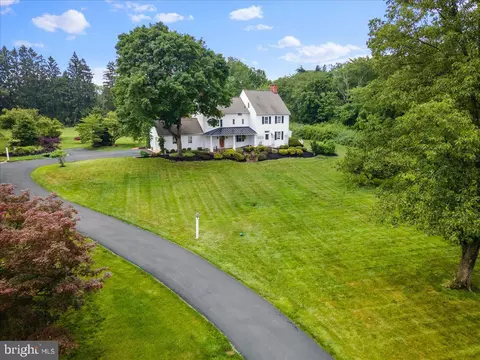 Exterior - 1345 Clearview Dr, Jamison, PA 18929 photo 6 of 16
