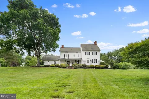 Exterior - 1345 Clearview Dr, Jamison, PA 18929 photo 2 of 16