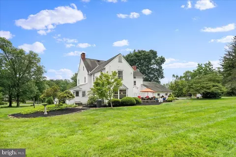 Exterior - 1345 Clearview Dr, Jamison, PA 18929 photo 11 of 16