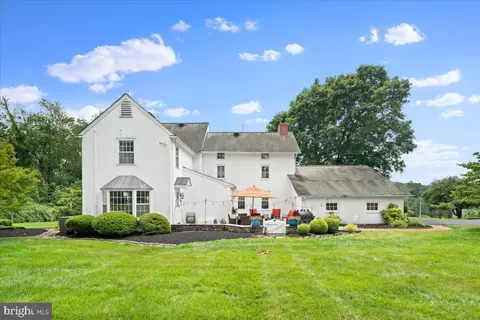 Exterior - 1345 Clearview Dr, Jamison, PA 18929 photo 10 of 16