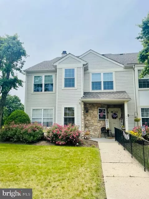 911 Eaton Ct, Quakertown, PA 18951
