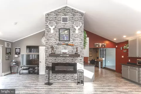 6110 Spring Ave, Bensalem, PA 19020