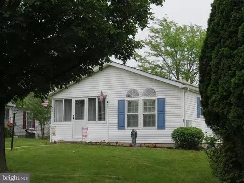 53 Juniper Cir, New Hope, PA 18938