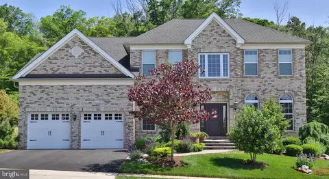 1360 Memorial Dr, Warminster, PA 18974