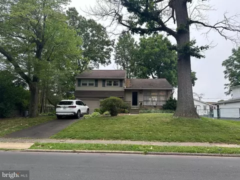 20 Henry Ave, Warminster, PA 18974