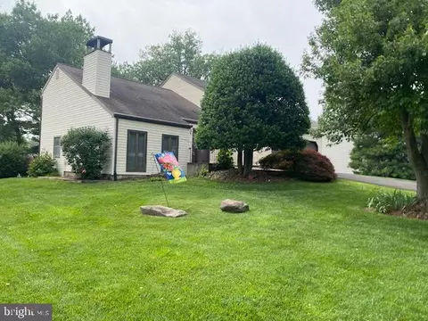 96 Bucks Meadow Ln, Newtown, PA 18940