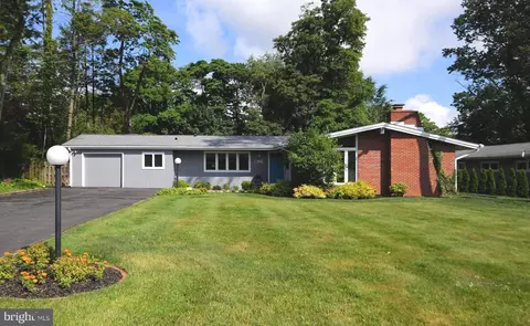 1 Eton Rd, Yardley, PA 19067