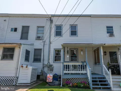 337 W Woodland Ave, Langhorne, PA 19047