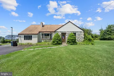 2264 2nd Street Pike, Newtown, PA 18940
