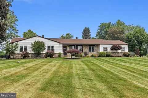 1010 Conlin Way, Hilltown, PA 18927