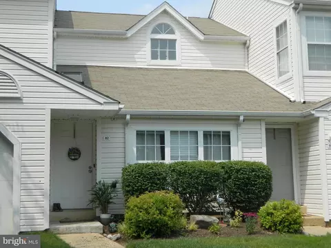 82 Portsmouth, Holland, PA 18966