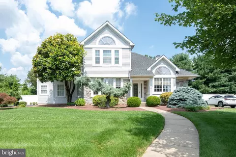1820 Heritage Dr, Jamison, PA 18929