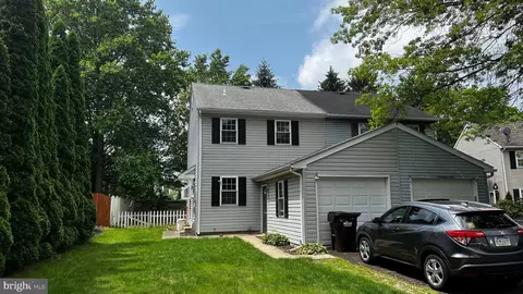 503 Heather Dr, Telford, PA 18969